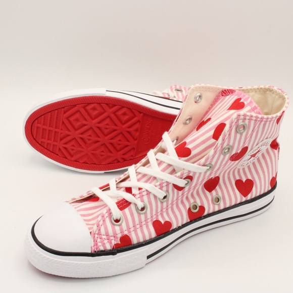 Converse Junior Chuck Taylor Converse Size 4 Heart - Picture 7 of 8